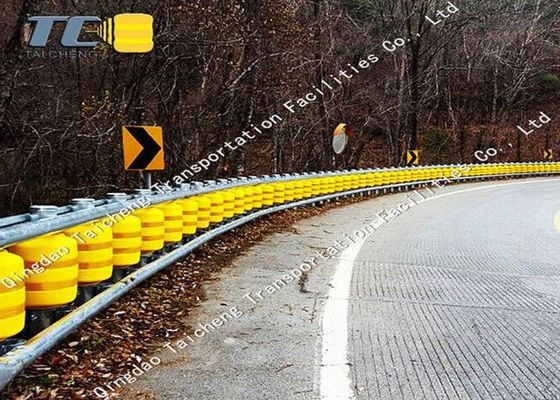 شراء حاجز الطريق السريع AASHTO M180 EVA / PU المتداول حاجز الدرابزين online manufacture