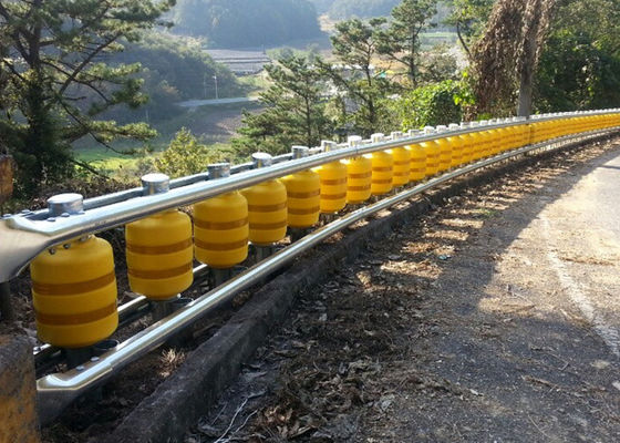 سعر جيد 4 أمتار الحاجز الدوار تصادم توفير حماية جميع الجوانب مصممة لتحمل الظروف القاسية والآثار الثقيلة الانترنت