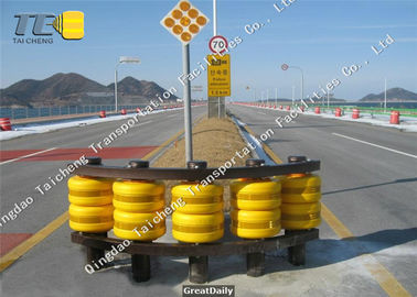 Good price حادث سيارة الطريق الرول حاجز نظام المضادة للتصادم أصفر / أحمر اللون الانترنت